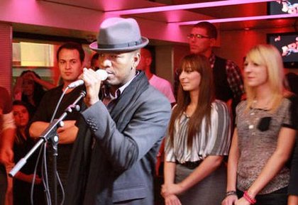 Lundi 1er octobre 2012 avec NE-YO