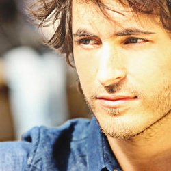 Mickael Miro (3)