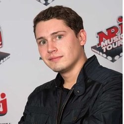 Cris Cab @ NRJ Music Tour de Paris - Photocall