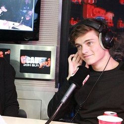 Emission du vendredi 17 Janvier 2014 avec Martin Garrix