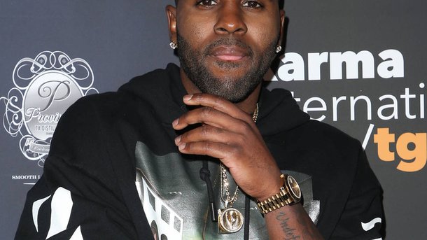 Jason Derulo dévoile « Colors », la chanson pour la coupe du monde de football