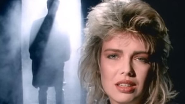 Kim Wilde - You Keep Me Hangin' On