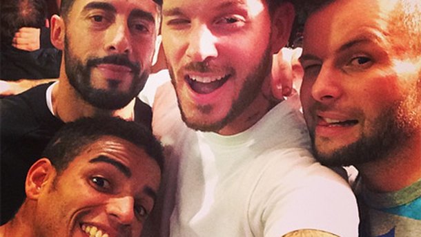 M. Pokora fait la fête avec Brahim Zaibat!
