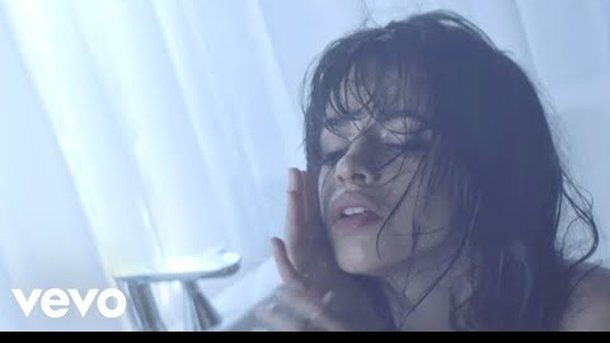 Camila Cabello - Crying in the Club