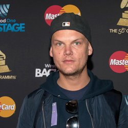 Avicii adepte de l’application secrète des stars (MasterCard et Westwood One Backstage Lounge, à Los Angeles, en Californie, 13 février 2016.)