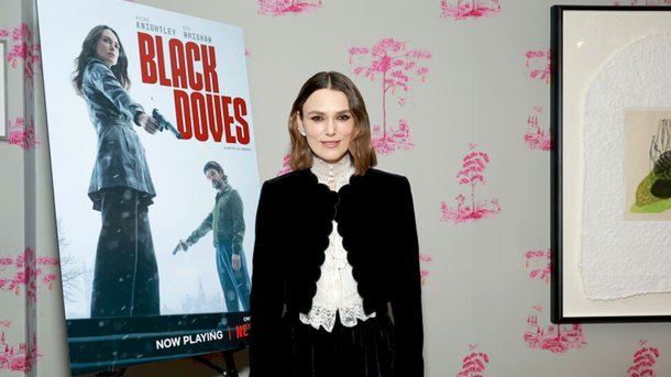 "Black Doves" : Keira Knightley et Ben Whishaw annoncent une saison 2