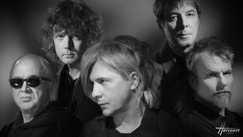 Indochine : un groupe mythique qui a décroché la lune !