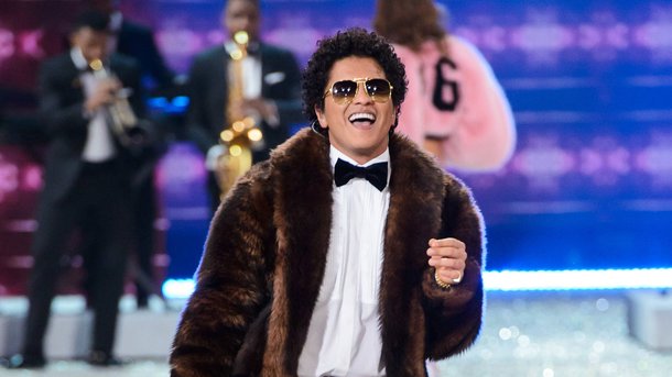Bruno Mars se livre sur Twitter