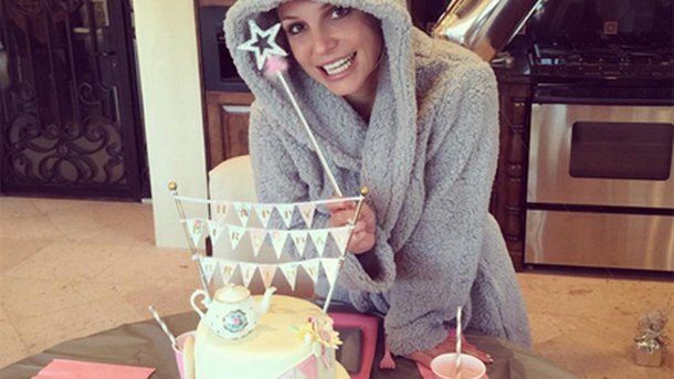 Britney Spears : Miley Cyrus la gâte pour son anniversaire!