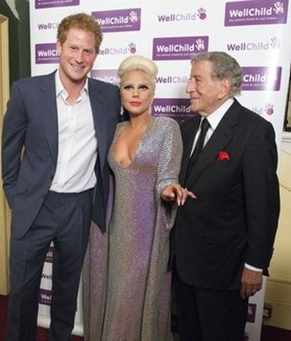 Lady Gaga et Tony Bennett rencontrent le Prince Harry