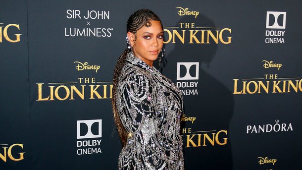 Beyoncé, Shakira, Lara Fabian... Ces stars de la chanson qui ont doublé des héros de Disney