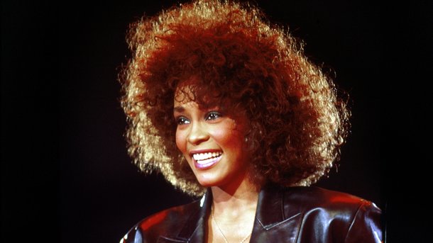 Whitney Houston (de nouveau) reine des ventes