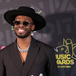 Dadju - Photocall NRJ Music Awards Paris Edition