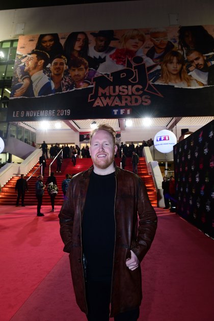 Gavin James - Montée des Marches NRJ Music Awards 2019