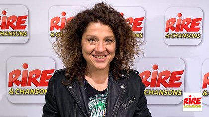 photo - Karine Dubernet face à Josiane Balasko et Eric Lavaine