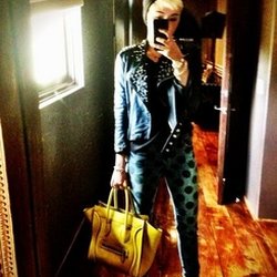 Miley Ray Cyrus :  Test 123 