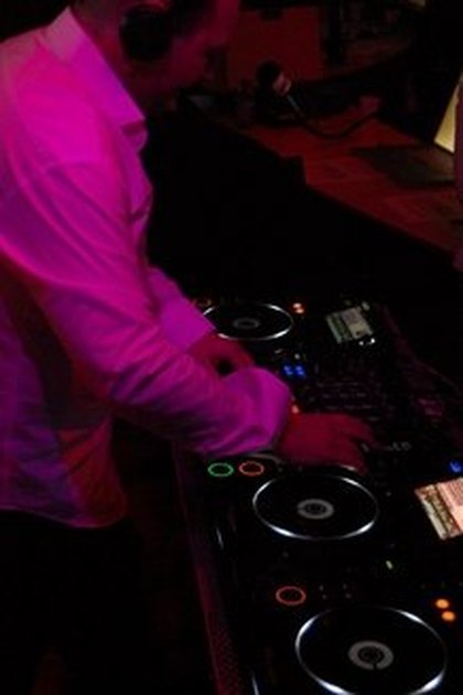 Jeudi 18 avril avec Le Mix de Cauet