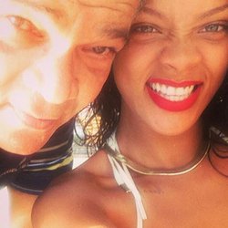 rihanna-instagram-c-