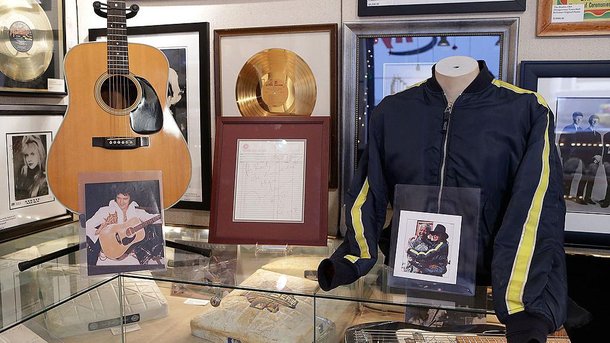 John Lennon, Michael Jackson, Johnny Hallyday... Ces stars dont les objets sont vendus à des prix exorbitants