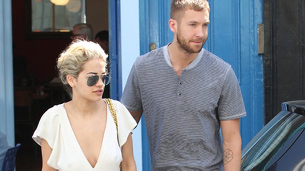Calvin Harris traverse un océan pour Rita Ora !