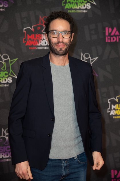 Manu - Tapis Rouge NRJ Music Awards Paris Edition