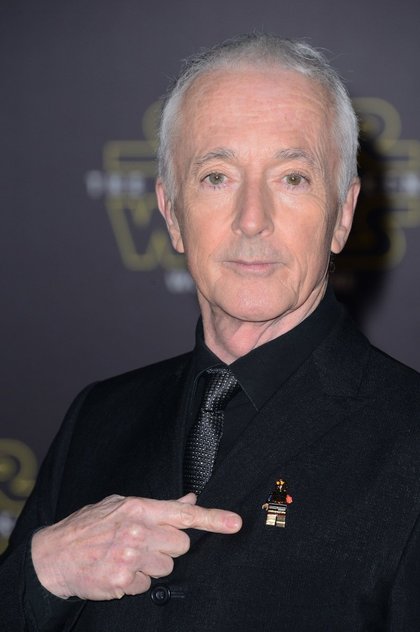 Anthony Daniels à la première mondiale de Star Wars Episode VII à Los Angeles