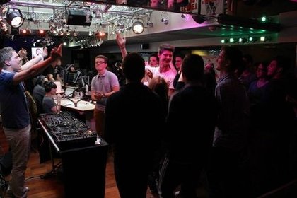 Vendredi 22 Mai 2015 Nils Van Zandt