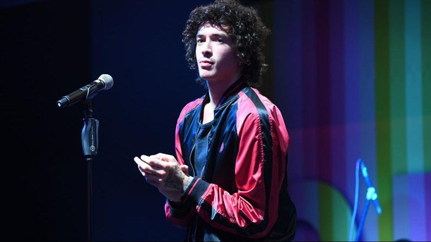Quand Julian Perretta reprend "Stayin' Alive" des Bee Gees…
