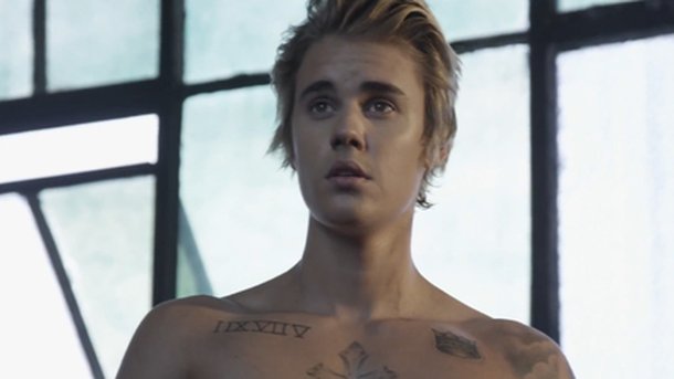 Justin Bieber : les coulisses très hot de son shooting pour Cosmopolitan!