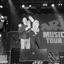 Cauet et Julian Perretta - NRJ Music Tour Roubaix 2016