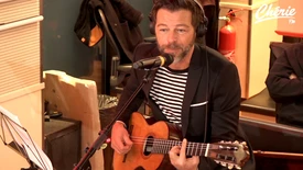 Christophe Maé "Ours" en live dans Le Réveil Chérie