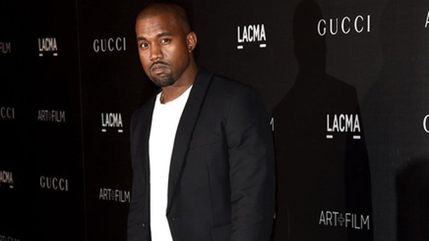 Kanye West met le feu au Brit Awards avec un hit inédit!