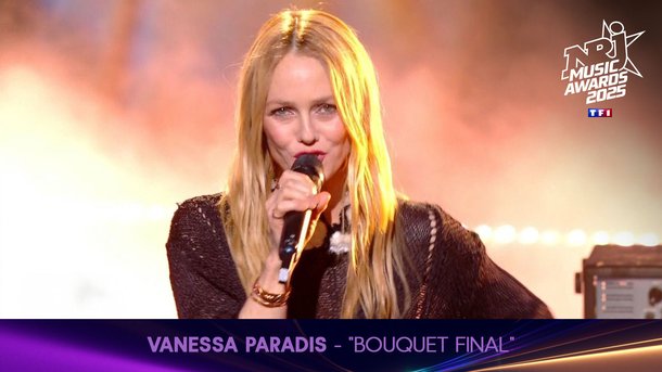Vanessa Paradis envoûte la scène avec "Bouquet Final"