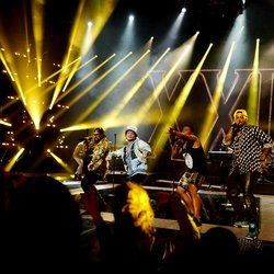 Bruno Mars - Cérémonie NRJ Music Awards 2016