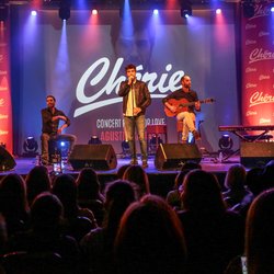 Agustin Galiana sur la scène Concert privé Pop Love