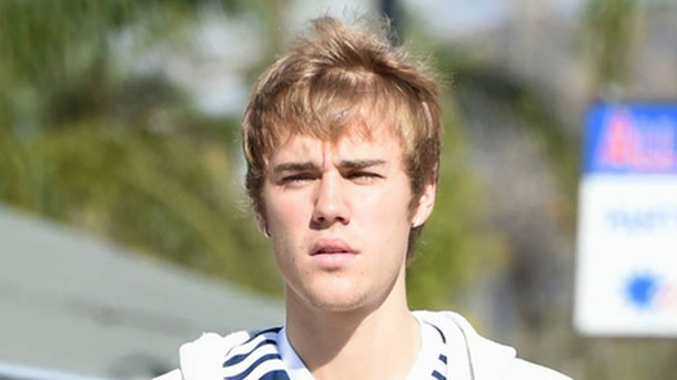Justin Bieber : en visite à la crèche !