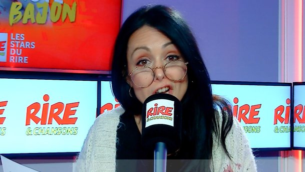 Mamie Bajon se fait Poutine - La minute de La Bajon