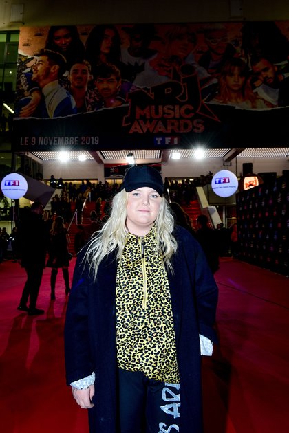 Tones & I - Montée des Marches NRJ Music Awards 2019