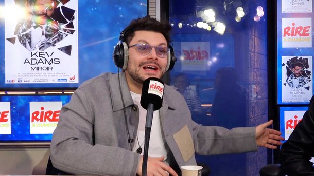 Kev Adams raconte le jour où, enfant, pour faire plaisir à son grand-père, il est monté sur la scène du Casino de Paris avec Dany Brillant !