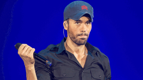 Enrique Iglesias partage la photo d’un de ses jumeaux
