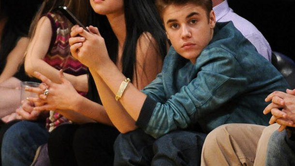 Justin Bieber annonce la sortie d’un album acoustique !