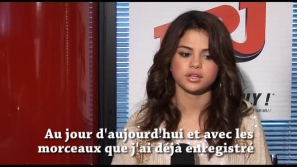Selena Gomez : Interview dans les studios d'NRJ !