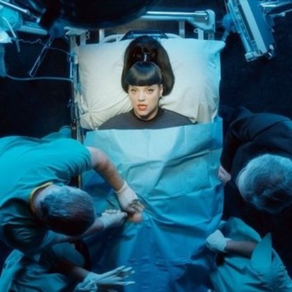 Elle crée l'évènement avec son nouveau clip !
