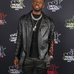 Dadju - Photocall - NRJ Music Awards 2019