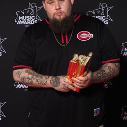 Rag'n'Bone Man (Révélation Internationale de l'année) - NRJ Music Awards 2017