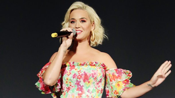 Katy Perry dévoile la pochette de son prochain hit «Small Talk»