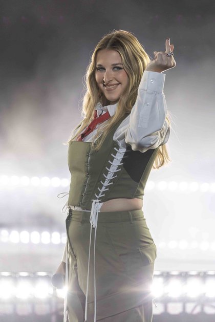 Helena - La Cérémonie - NRJ Music Awards 2025