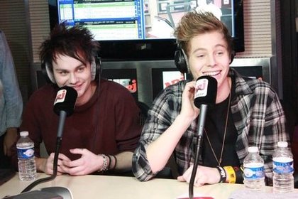 Mercredi 2 Avril avec 5SOS