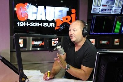 Mardi 26 août 2014 : Défi de Jeff et Julie en tube de colle