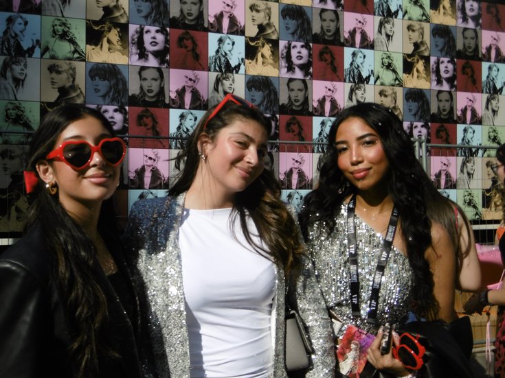 Les Swifties pour le lancement du "Eras Tour" à Paris, 09.05.2024